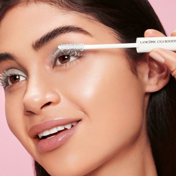 LANCÔME CILS BOOSTER XL VITAMIN-INFUSED LASH THICKENING MASCARA PRIMER. - Picture 11 of 15